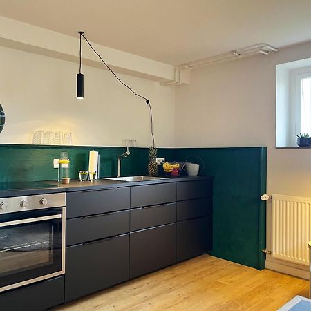 Kolberg Studio - Moderne Ferienwohnung In Бопард Екстериор снимка